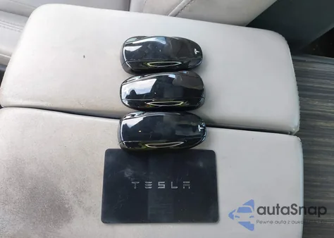 2016 Tesla Model S 90D/P100D/P85D/P90D z USA, uszkodzony, nr VIN 5YJSA1E49GF126764